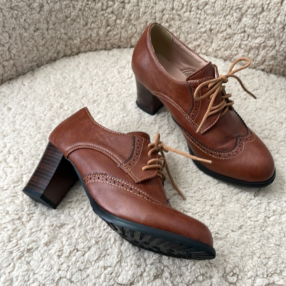 💔COGNAC HEELS SZ 5💔